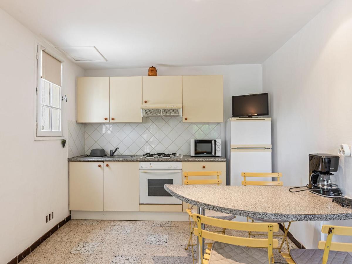 Apartament Flat In A Beautiful Building With Pool Mèze Zewnętrze zdjęcie