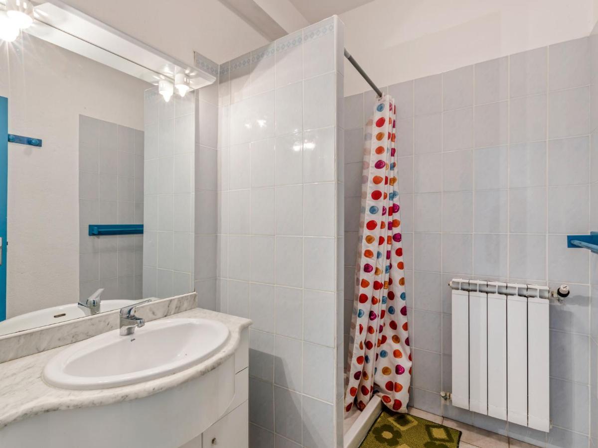 Apartament Flat In A Beautiful Building With Pool Mèze Zewnętrze zdjęcie