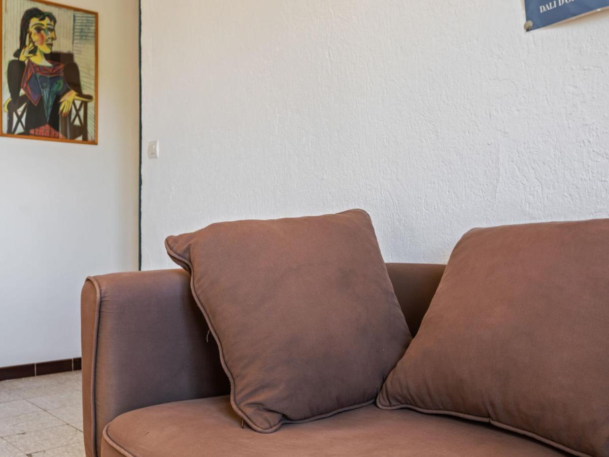 Apartament Flat In A Beautiful Building With Pool Mèze Zewnętrze zdjęcie